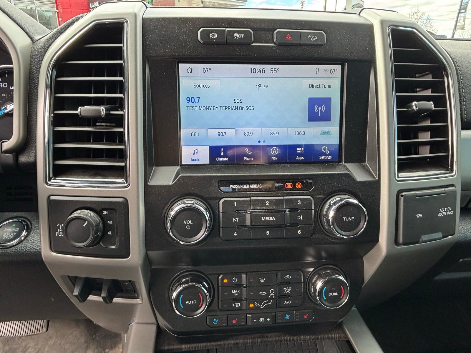 Used 2021 Ford F350 Lariat image 16