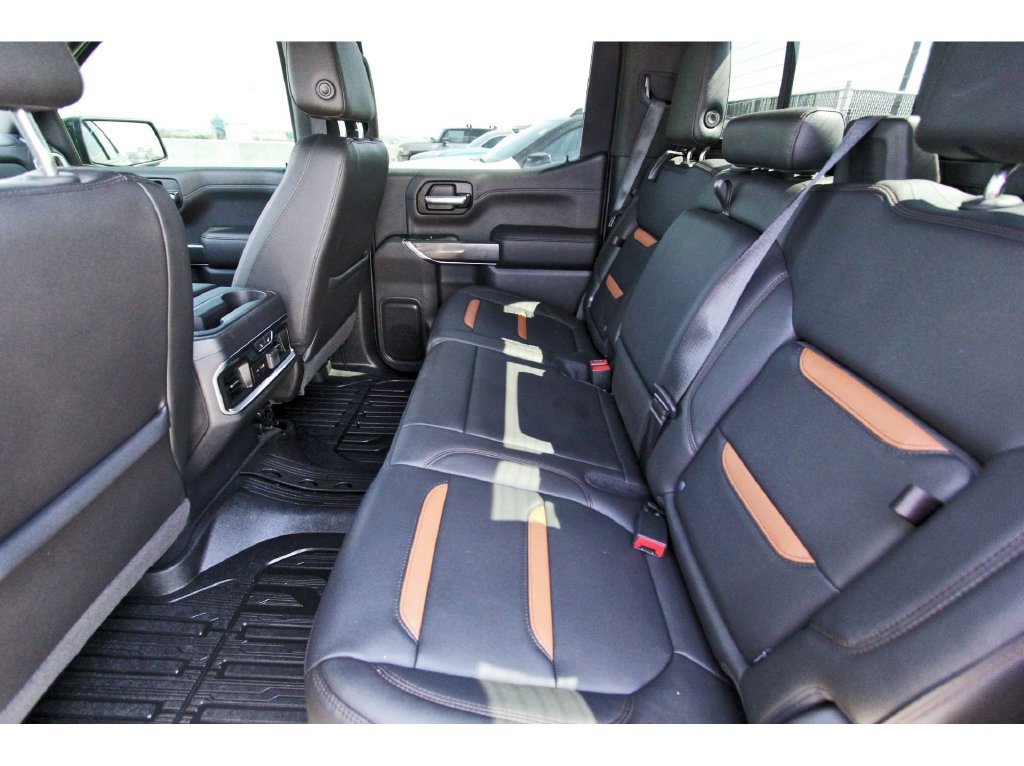 Used 2019 GMC Sierra 1500 AT4 w/ Off Road Performance Package AWD/4WD image 7