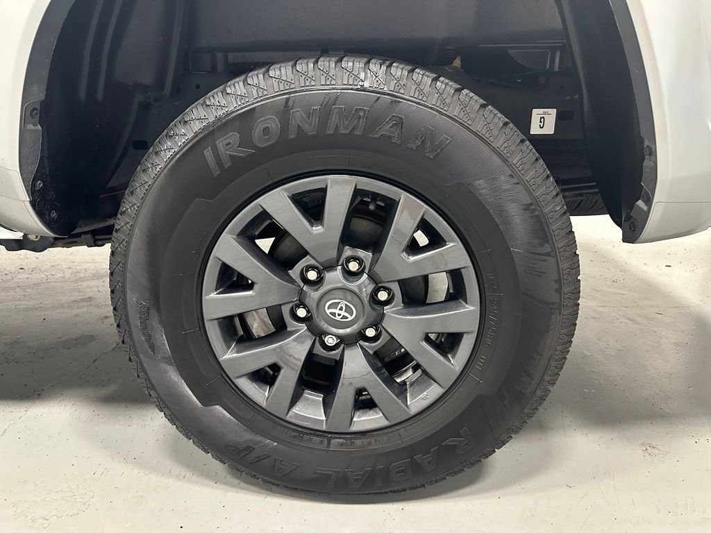 Used 2023 Toyota Tacoma SR5 w/ Technology Package AWD/4WD image 62