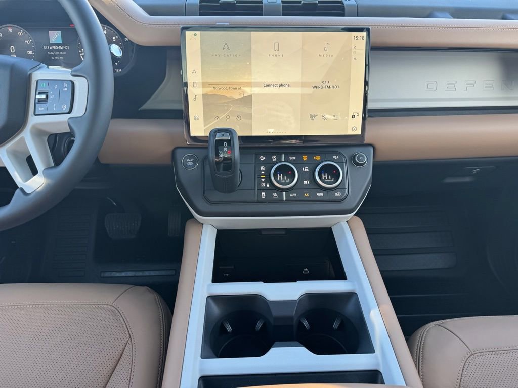 New 2026 Land Rover Defender 110 X-Dynamic SE image 14