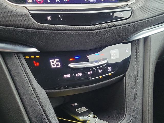 Used 2025 Cadillac XT5 Premium Luxury w/ LPO, Floor Liner Package image 19