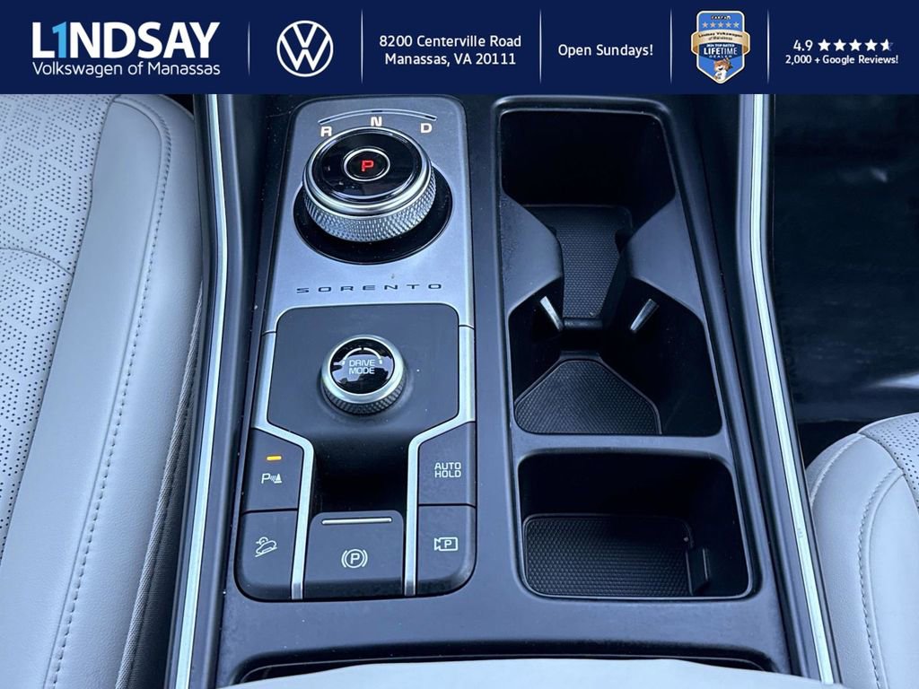 Used 2022 Kia Sorento EX image 17