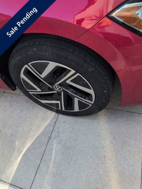 Certified 2022 Volkswagen Jetta SEL FWD image 7