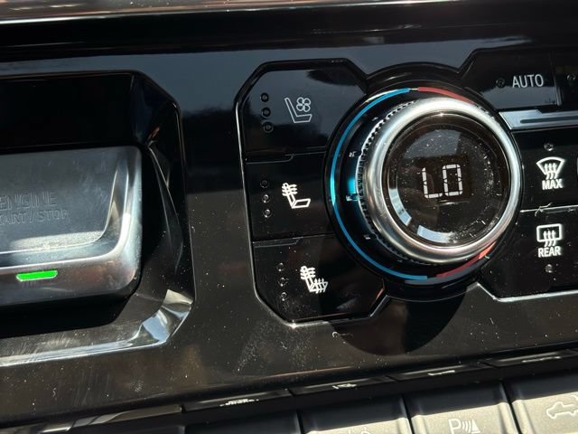 New 2026 GMC Sierra 3500 Denali Ultimate AWD/4WD image 6