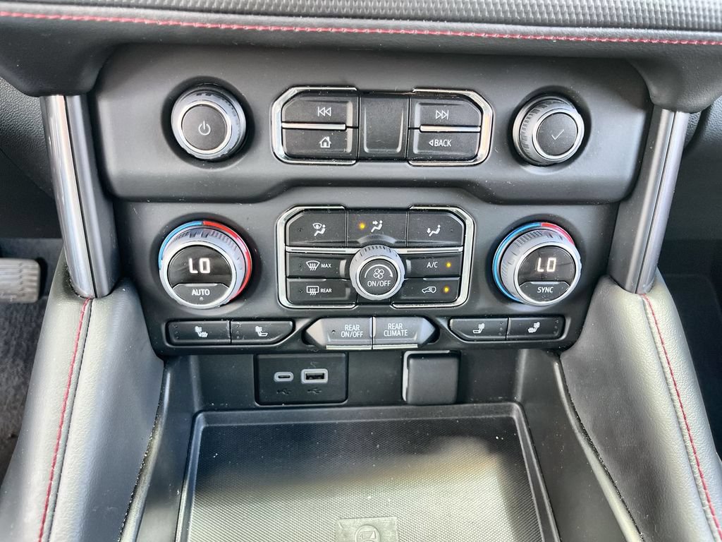 Used 2023 Chevrolet Tahoe RST AWD/4WD image 18