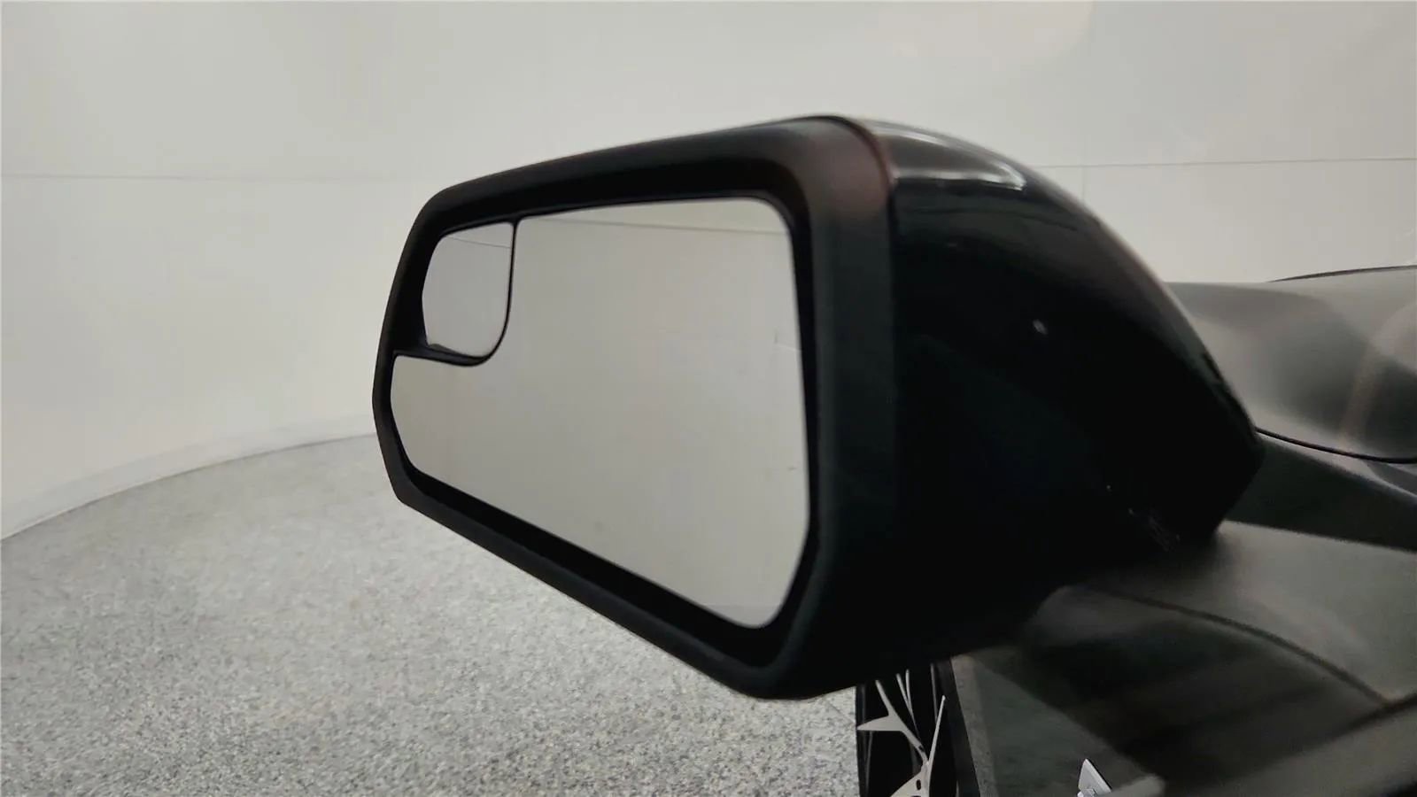 Used 2020 Ford Mustang GT image 23