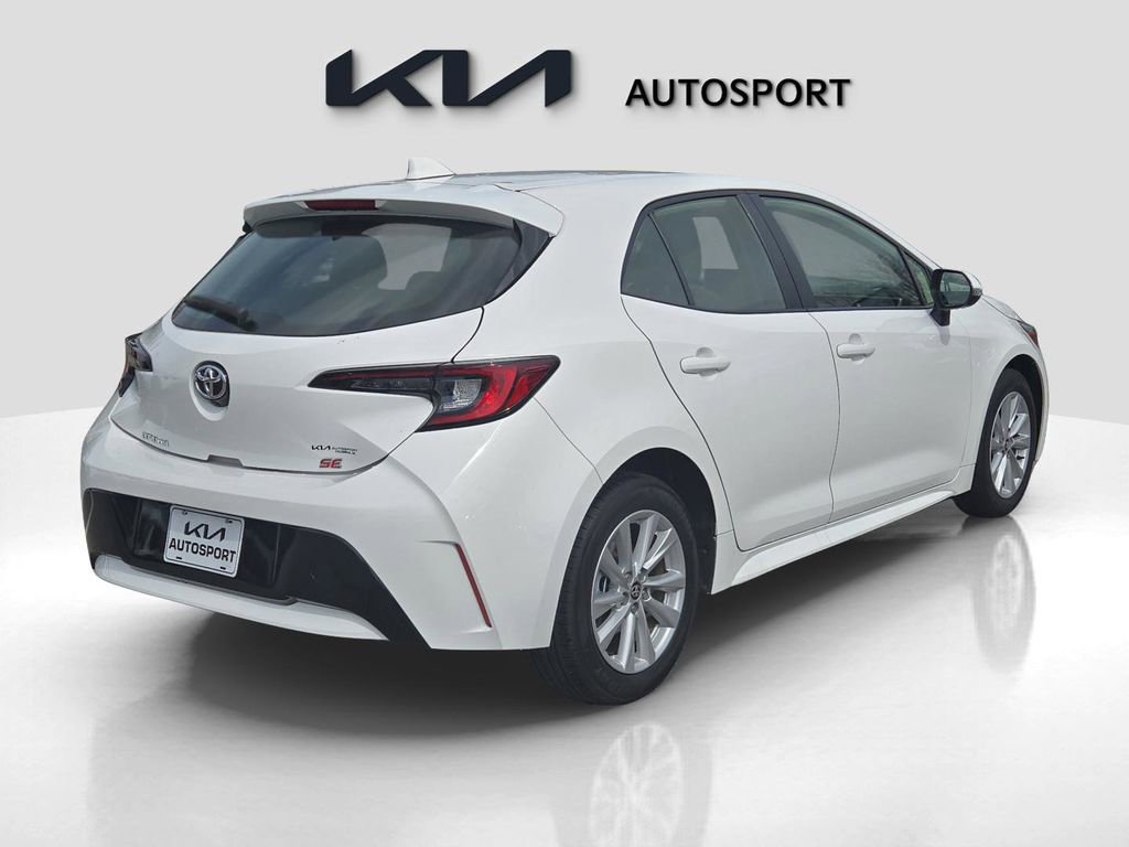 Used 2025 Toyota Corolla SE image 8
