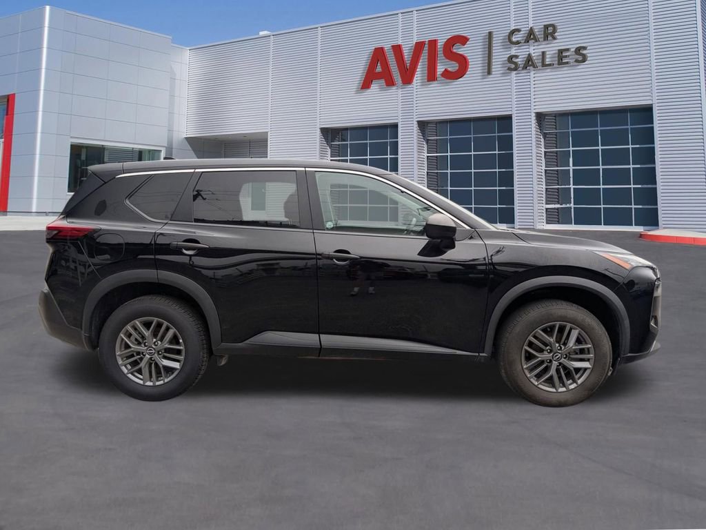 Used 2023 Nissan Rogue S AWD/4WD image 7
