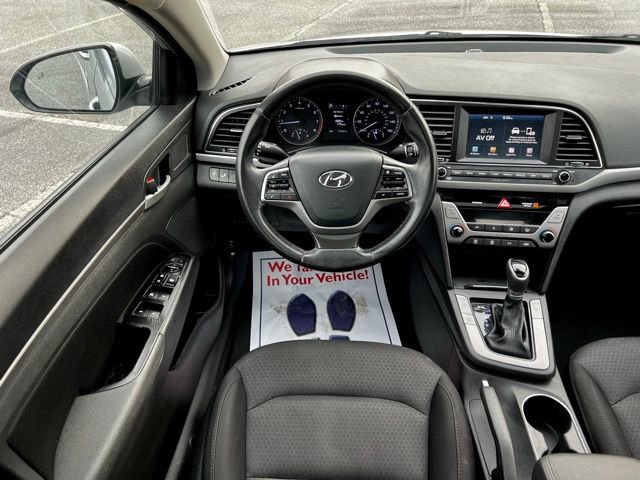 Used 2017 Hyundai Elantra Value Edition w/ Cargo Package image 33