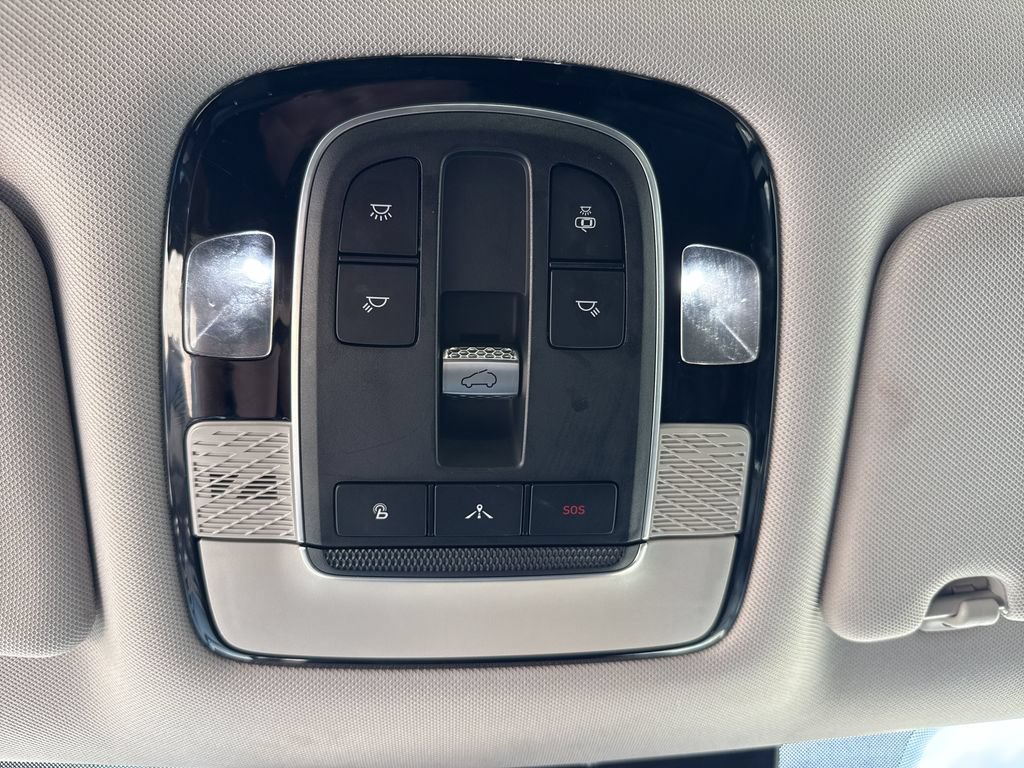 Certified 2022 Hyundai Palisade SEL w/ 8P Bench Seat Package FWD image 27