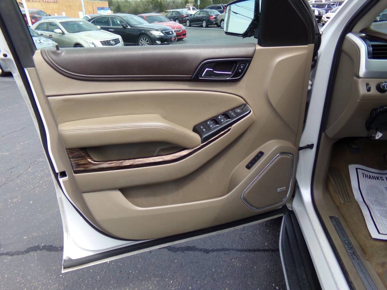 Used 2018 GMC Yukon XL SLT w/ Open Road Package image 8