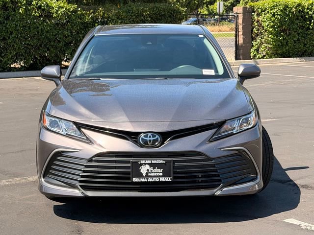 Used 2024 Toyota Camry LE image 3