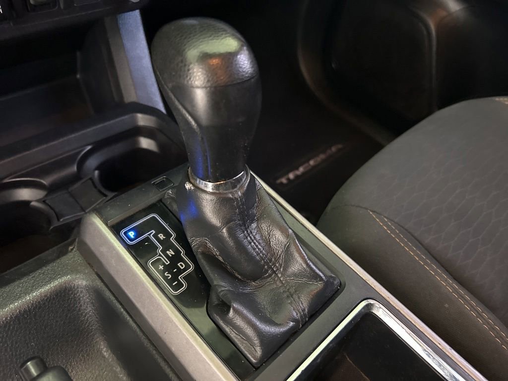 Used 2019 Toyota Tacoma SR5 RWD image 8