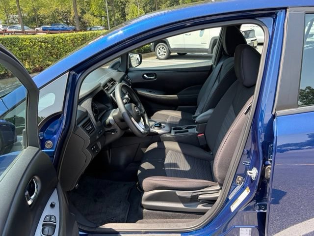 Used 2025 Nissan Leaf S FWD image 15