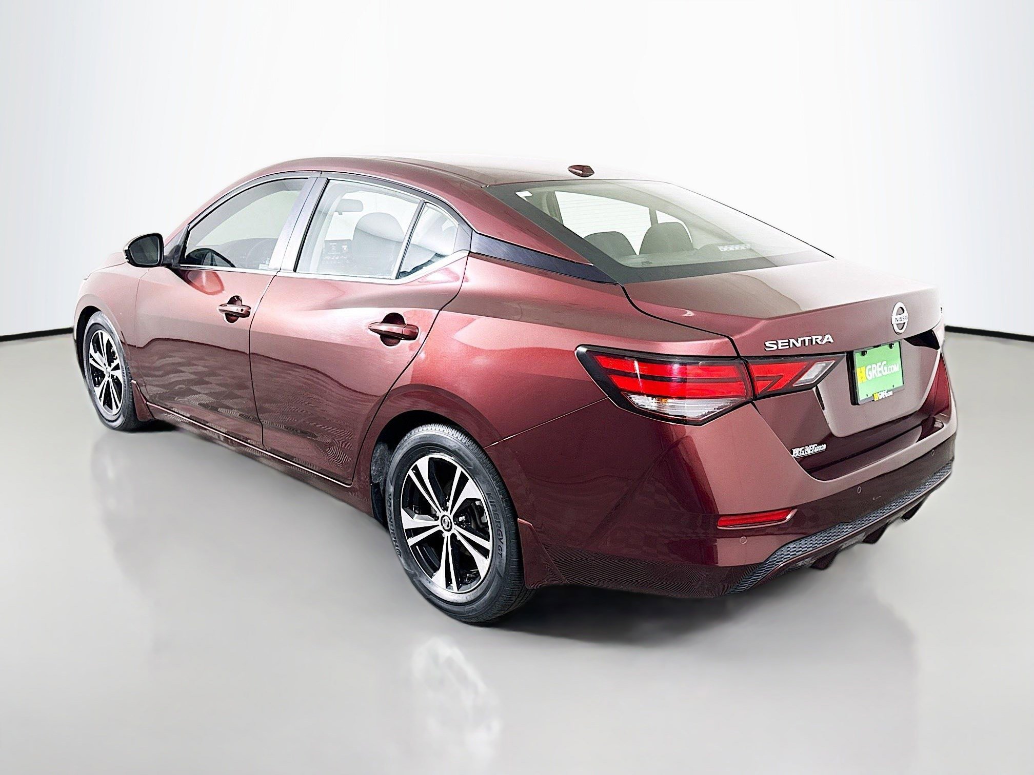 Used 2020 Nissan Sentra SV image 7
