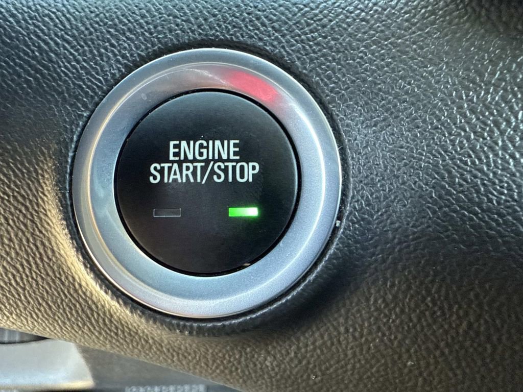 Used 2024 GMC Terrain SLT image 36