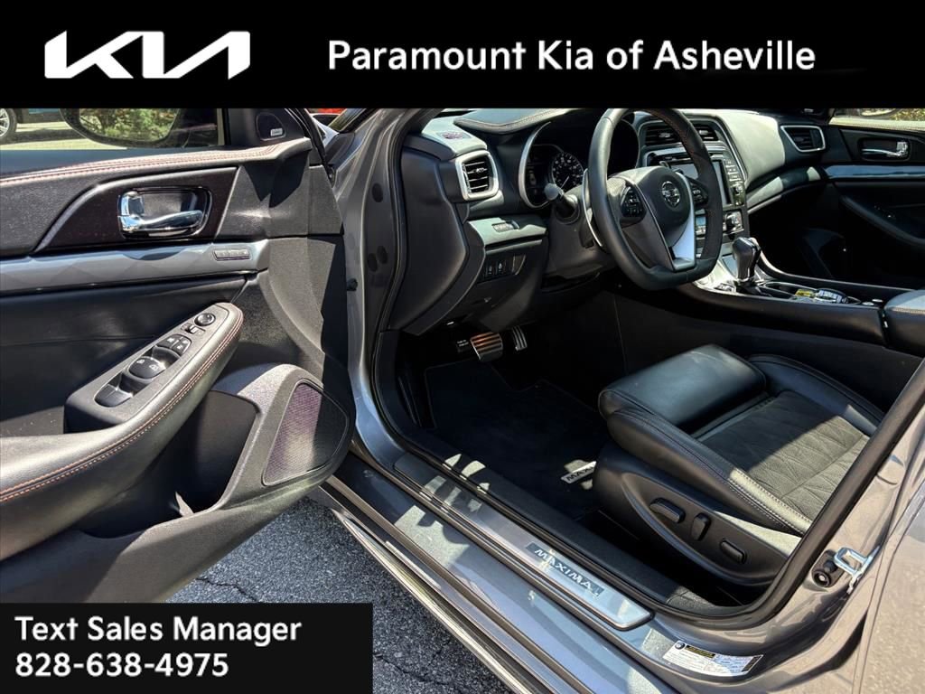 Used 2019 Nissan Maxima SR w/ Premium Package image 18