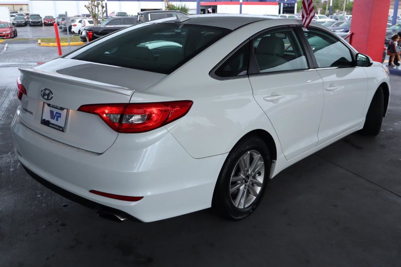 Used 2016 Hyundai Sonata SE image 5
