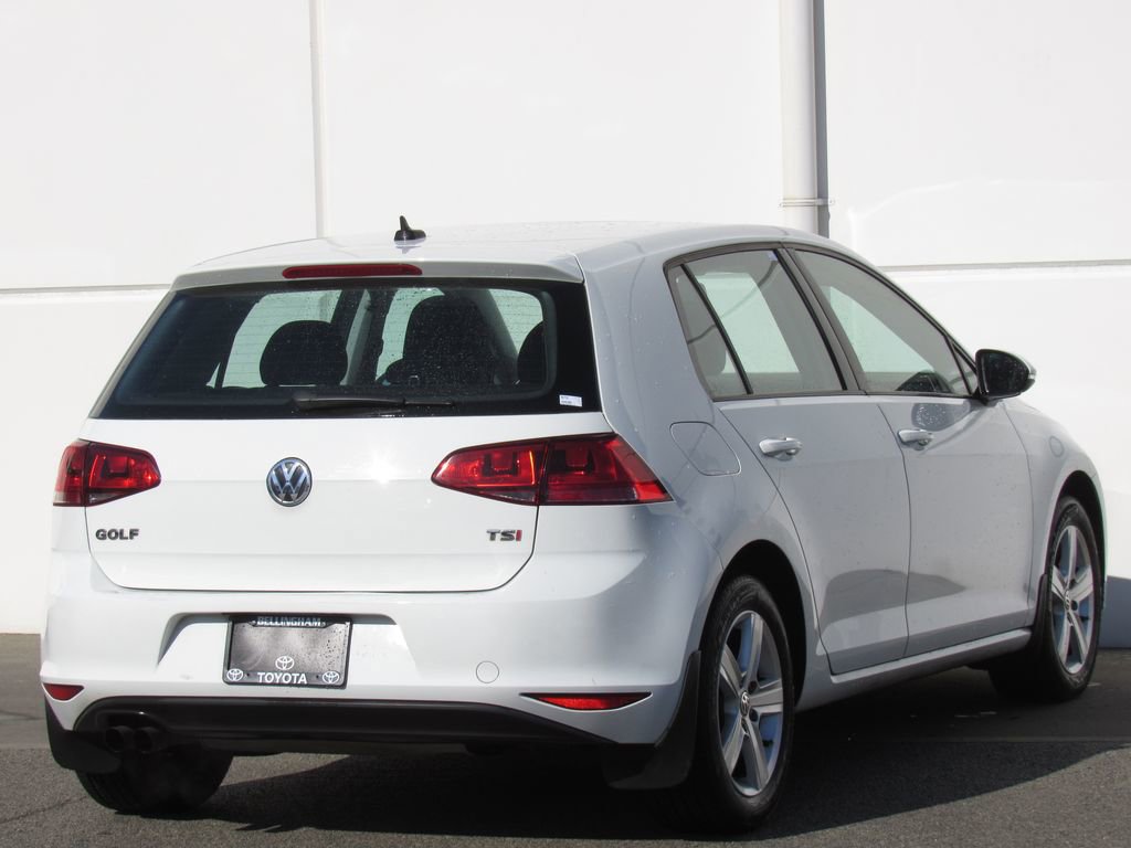 Used 2017 Volkswagen Golf S image 6