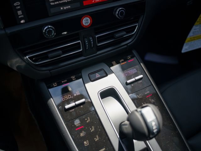 New 2026 Porsche Macan AWD/4WD image 26