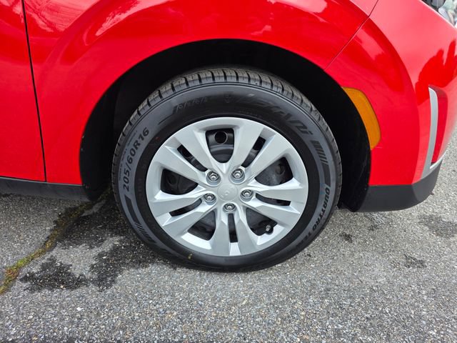 Certified 2023 Kia Soul LX FWD image 12