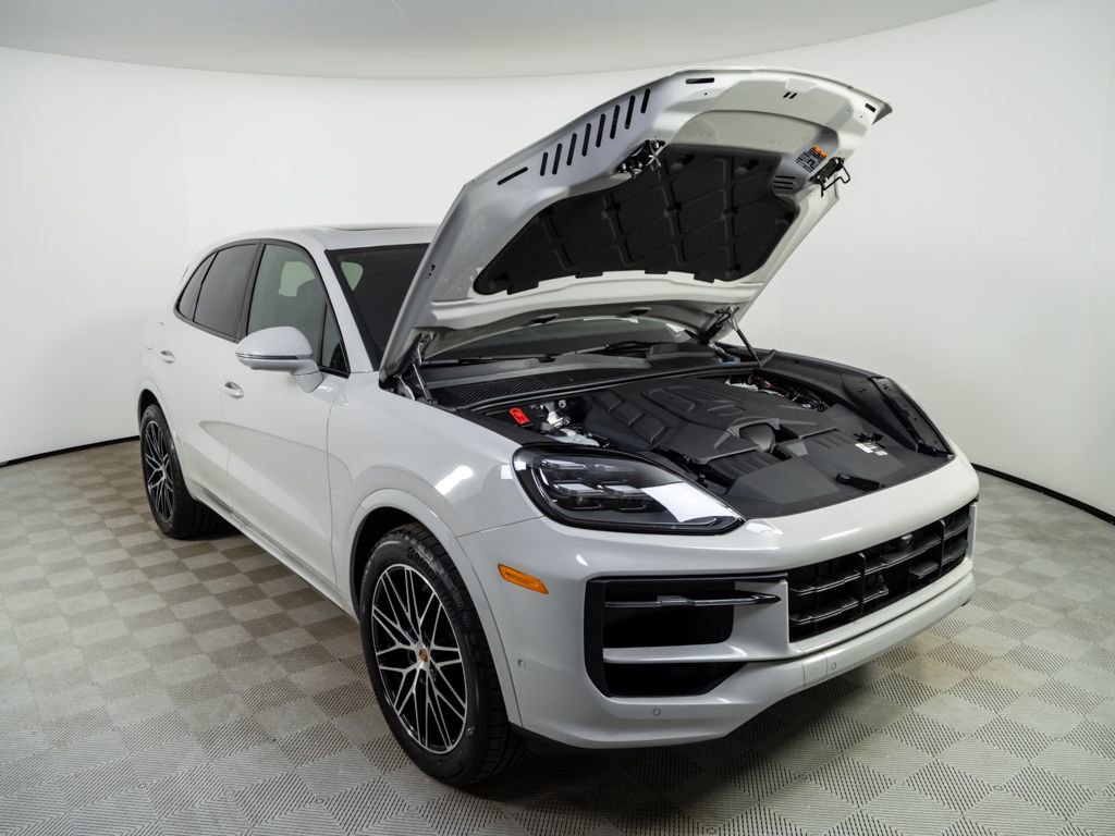 New 2026 Porsche Cayenne image 35