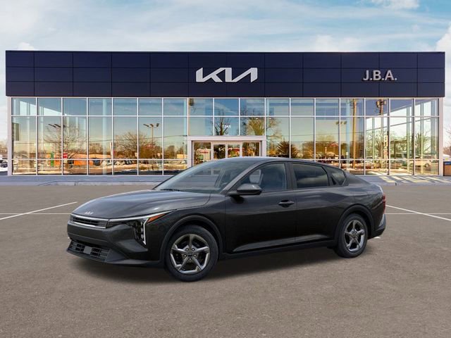 New 2026 Kia K4 LXS image 3