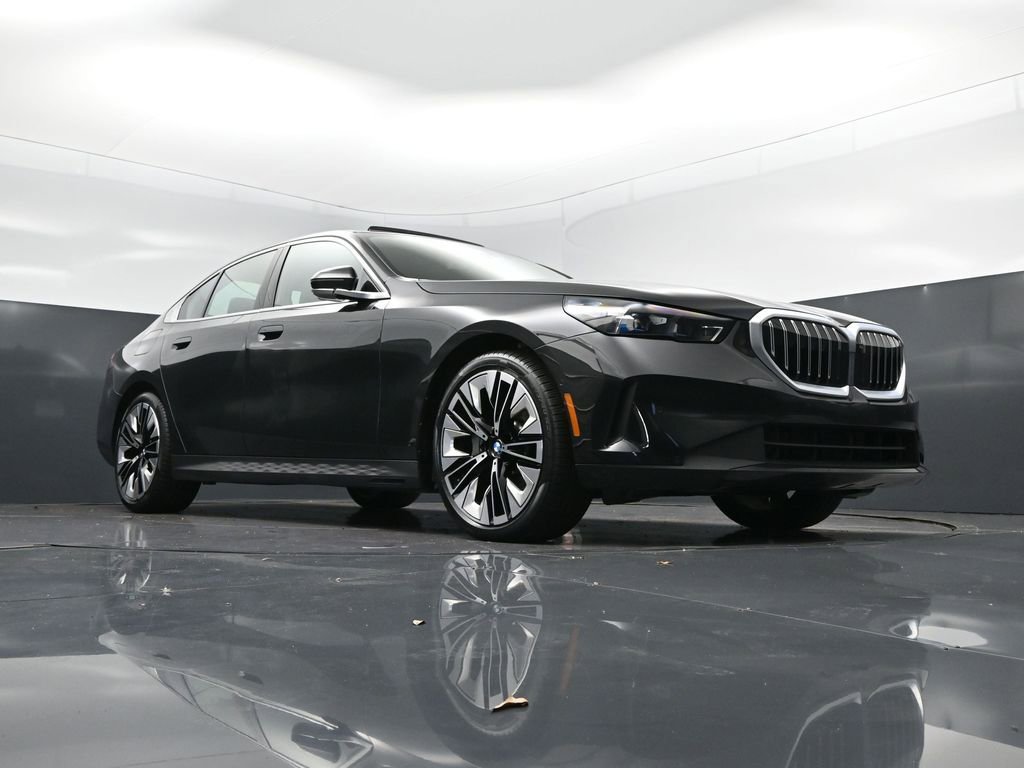 Certified 2025 BMW 530i xDrive image 44