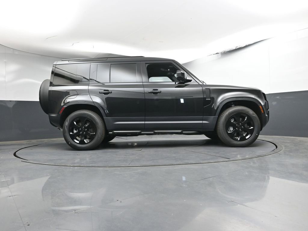 New 2026 Land Rover Defender 110 S AWD/4WD image 28
