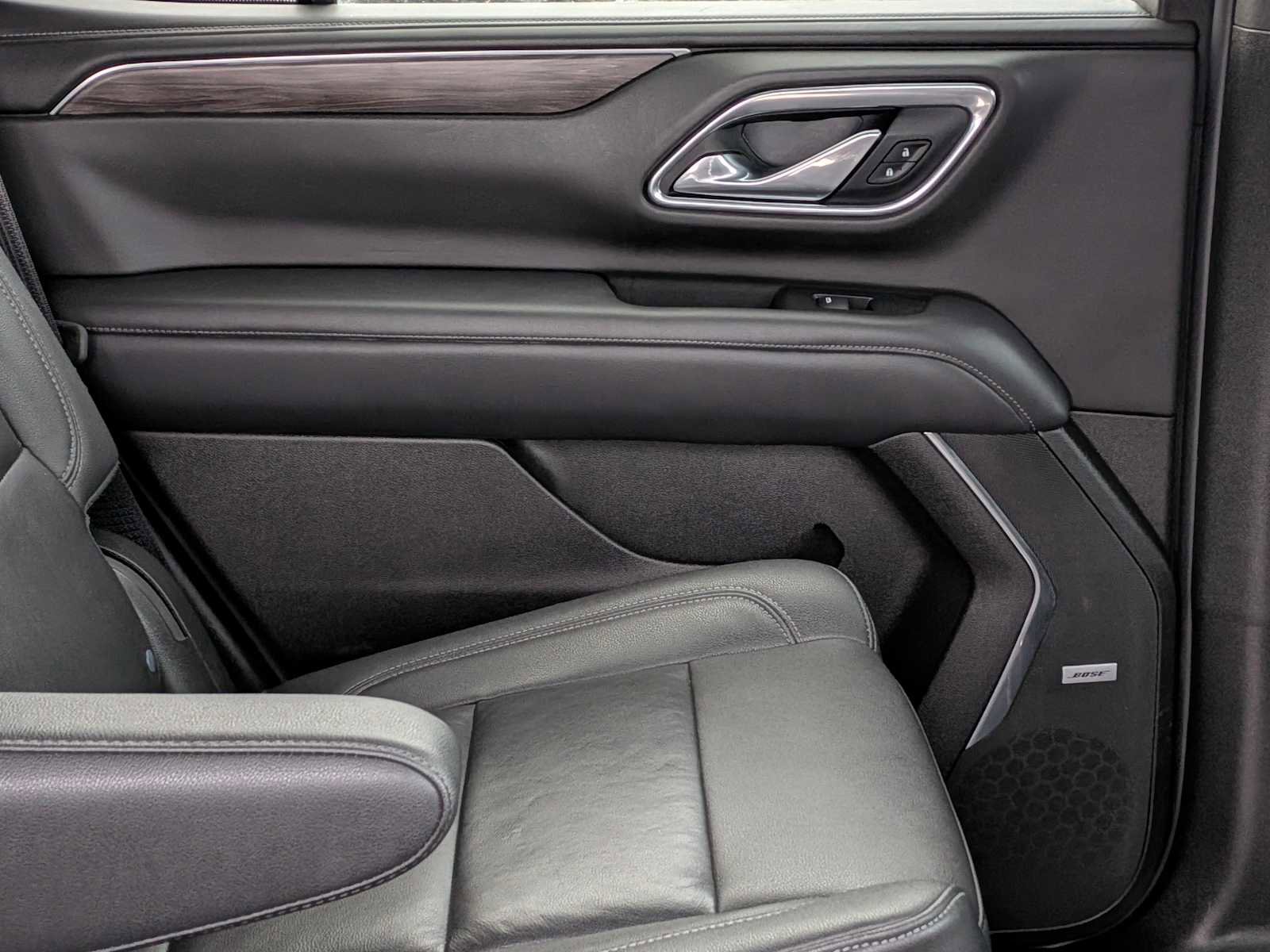 Used 2021 Chevrolet Tahoe Z71 w/ Z71 Off-Road Package image 25