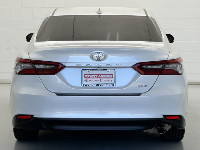 Used 2021 Toyota Camry XLE FWD image 5