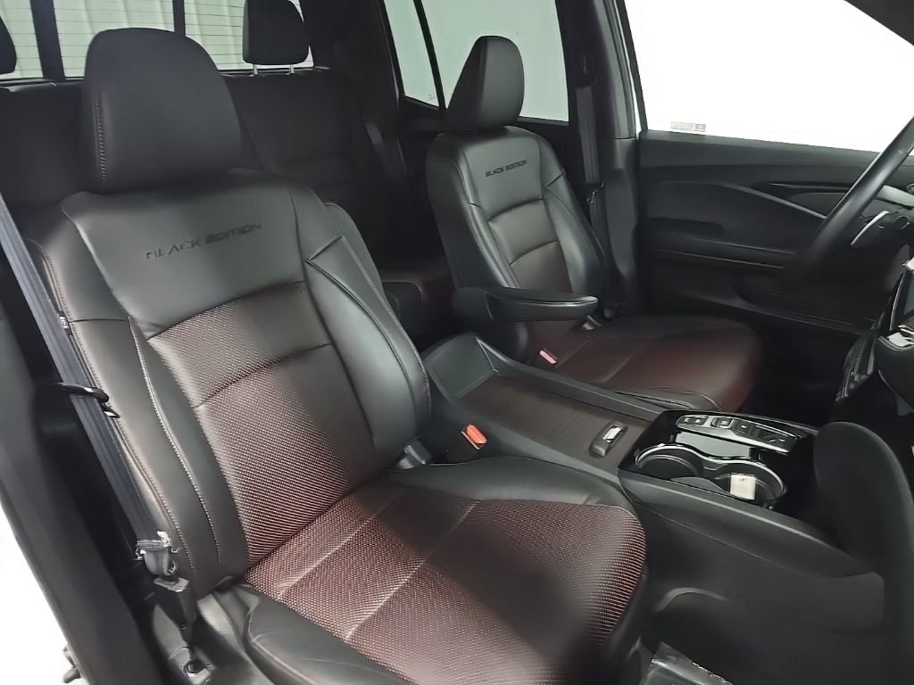 Used 2023 Honda Ridgeline Black Edition image 17