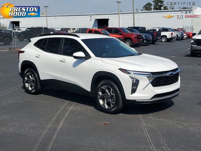 Certified 2024 Chevrolet Trax LT w/ Driver Confidence Package FWD image 32