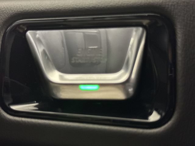 New 2026 GMC Yukon XL AT4 w/ LPO, Floor Liner Package AWD/4WD image 17