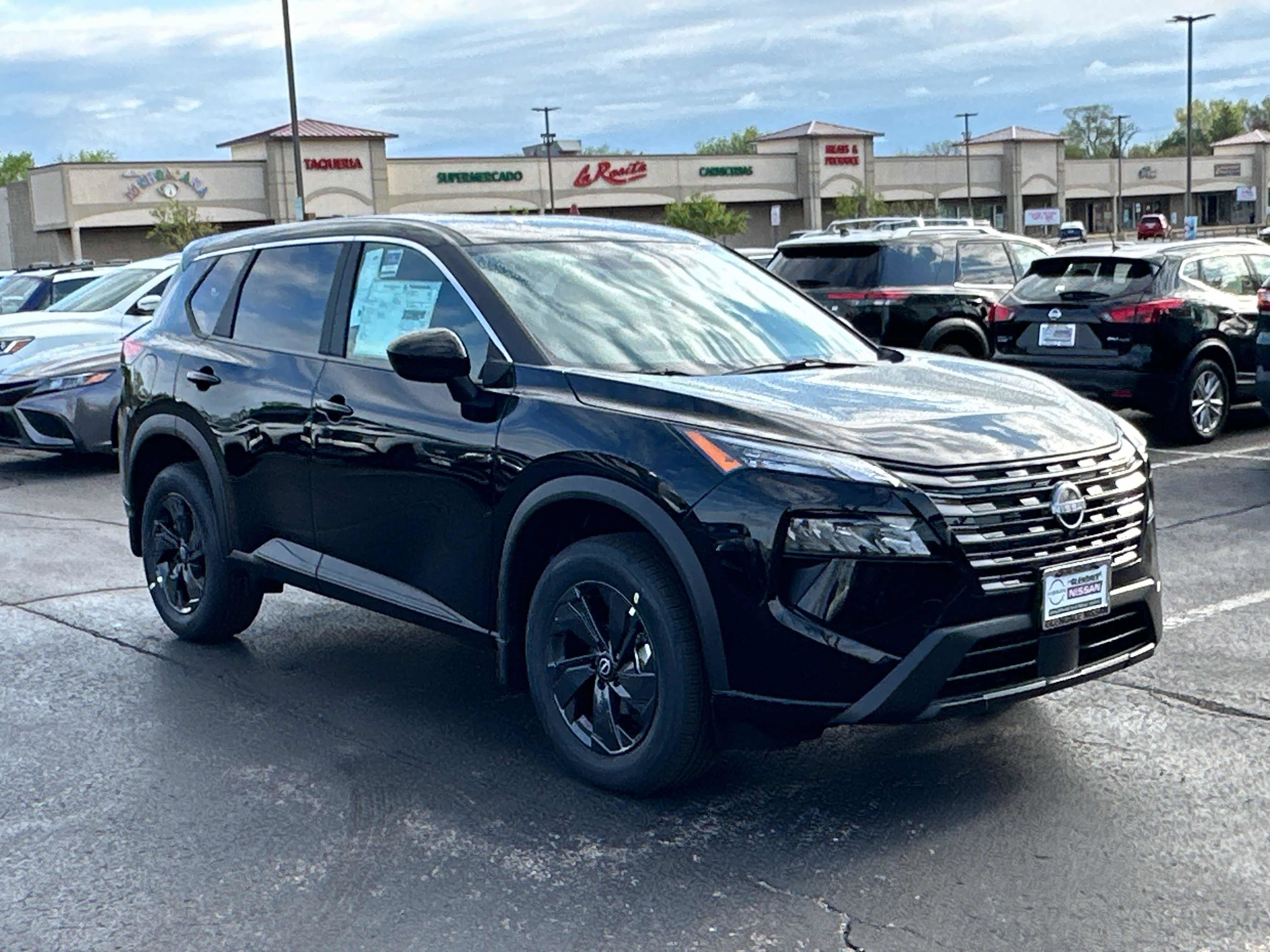New 2026 Nissan Rogue SV w/ Cold Weather Package AWD/4WD image 3