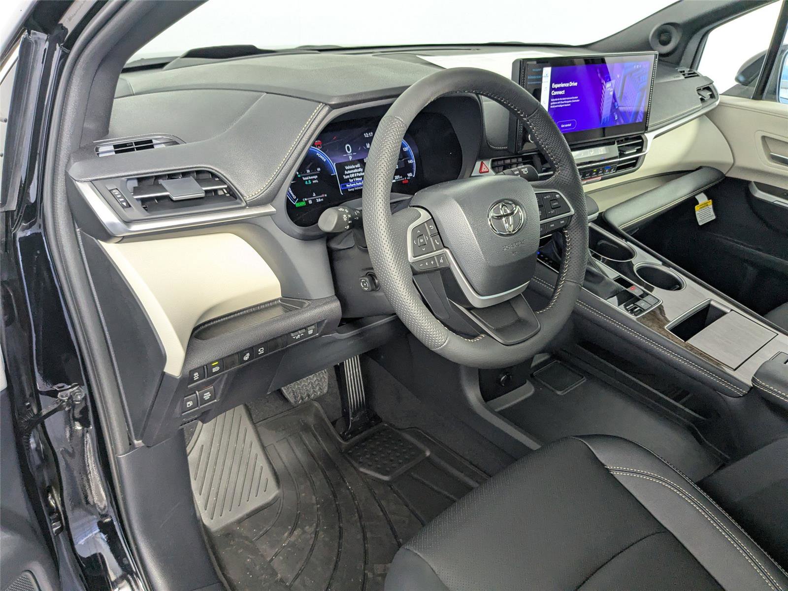 New 2026 Toyota Sienna Platinum image 9