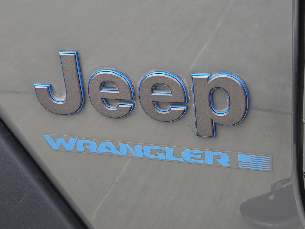 Used 2023 Jeep Wrangler Unlimited w/ 8.4" Radio Group AWD/4WD image 15