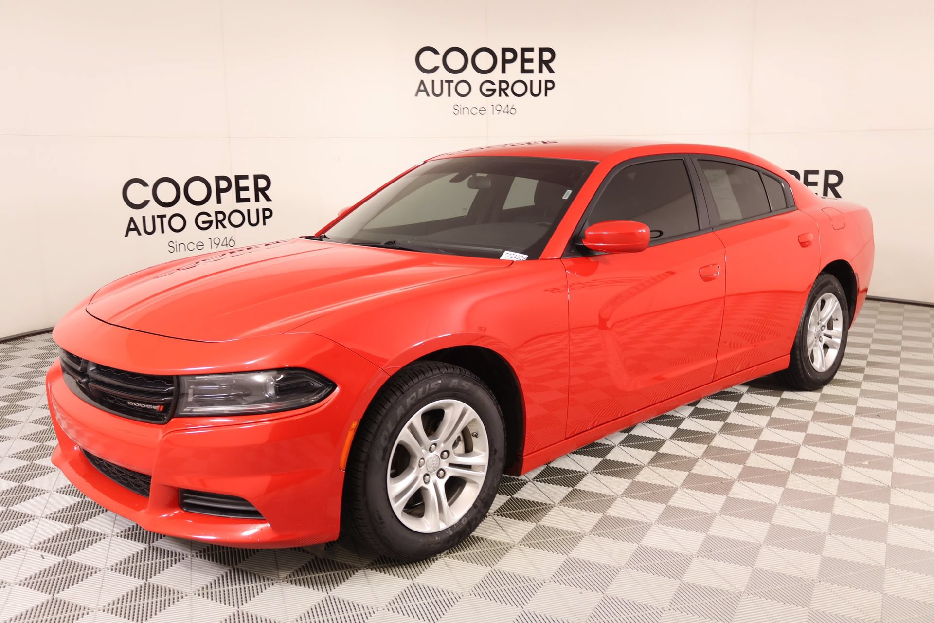 Used 2022 Dodge Charger SXT RWD image 9