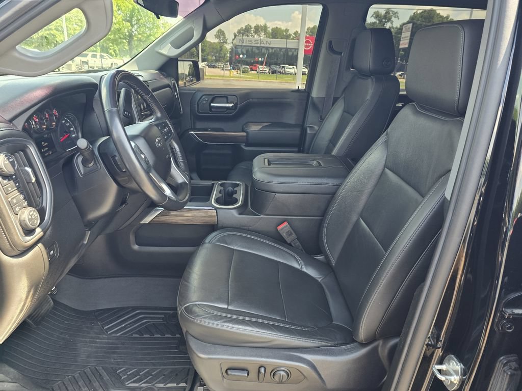 Used 2020 Chevrolet Silverado 1500 LT Trail Boss w/ Midnight Edition AWD/4WD image 15
