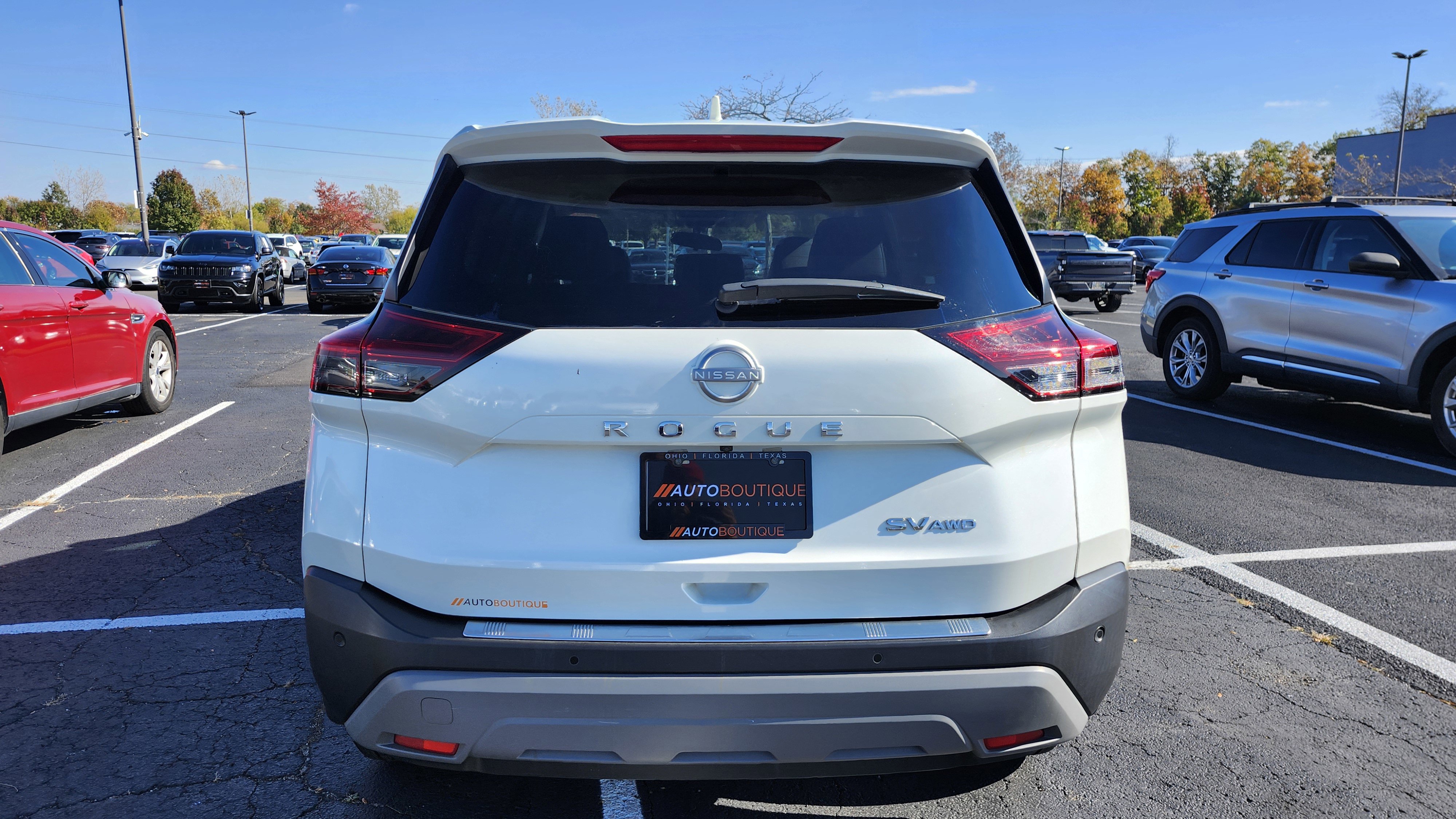 Used 2023 Nissan Rogue SV w/ SV Premium Package image 10