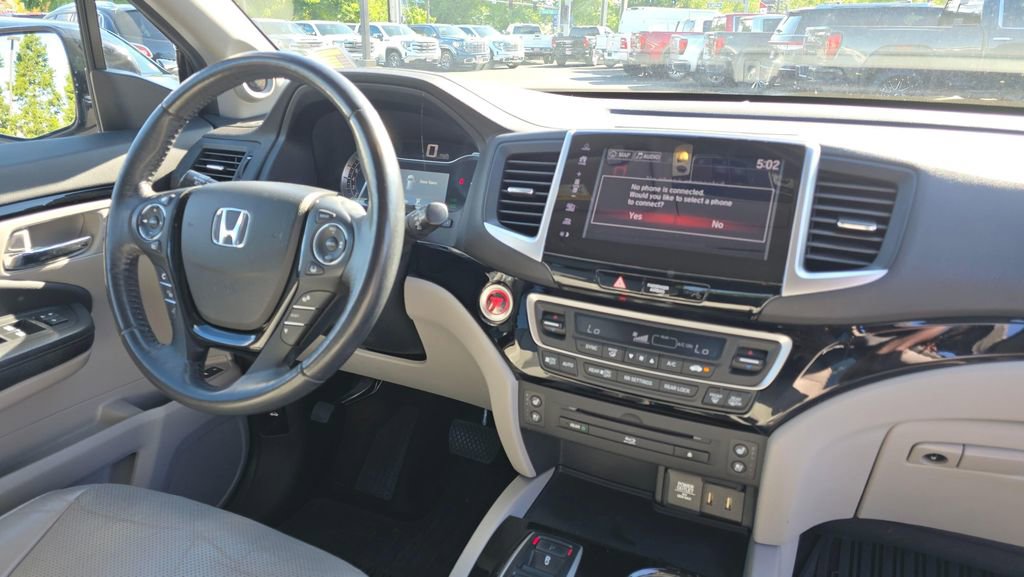 Used 2017 Honda Pilot Elite image 11