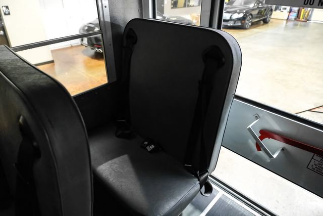Used 2007 Chevrolet Express 3500 w/ School Bus Package RWD image 33