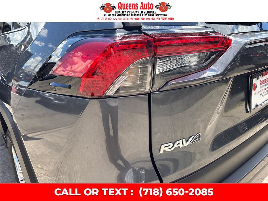 Used 2019 Toyota RAV4 XLE FWD image 33