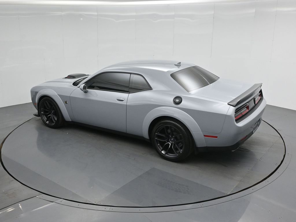 Used 2021 Dodge Challenger R/T Scat Pack RWD image 40