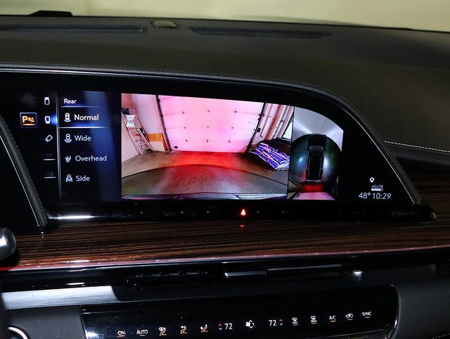 Used 2023 Cadillac Escalade ESV Premium Luxury image 21