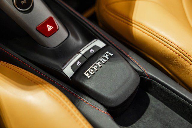 Used 2016 Ferrari 488 GTB RWD image 44