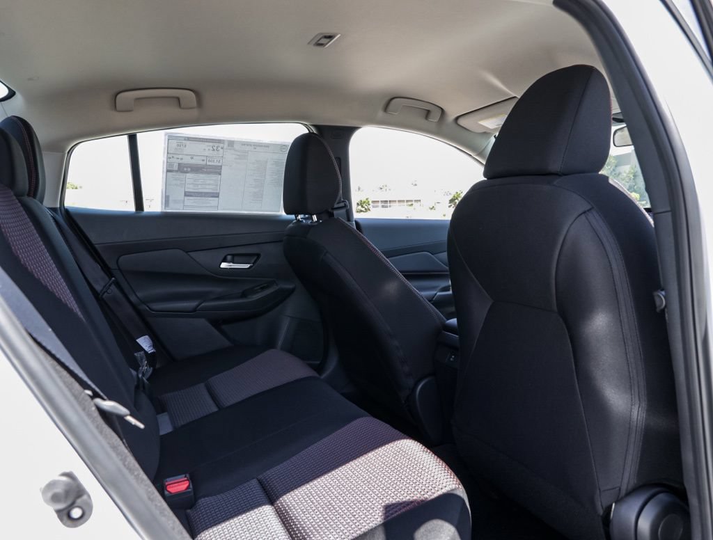 New 2026 Nissan Sentra SR w/ Floor Mat Package FWD image 21