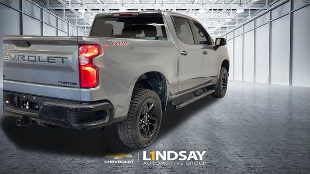 Used 2022 Chevrolet Silverado 1500 Custom Trail Boss w/ LPO, Dark Essentials Package AWD/4WD image 9