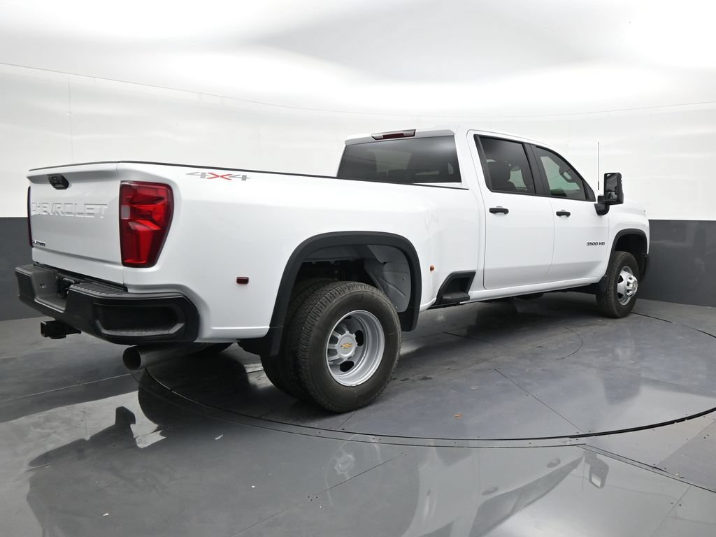 Used 2026 Chevrolet Silverado 3500 W/T AWD/4WD image 5