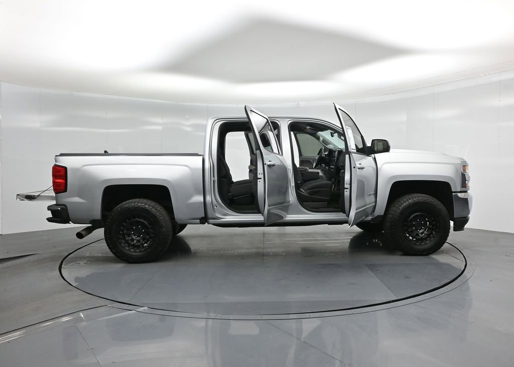 Used 2016 Chevrolet Silverado 1500 LT w/ All Star Edition image 4